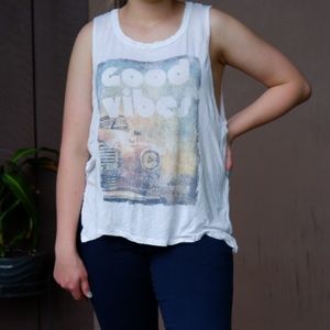 GRAPHIC TANKTOP